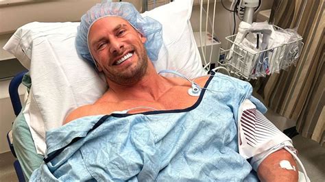 Joey Swoll reveals heart surgery scare doctors had。